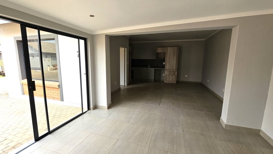 1 Bedroom Property for Sale in Melodie North West